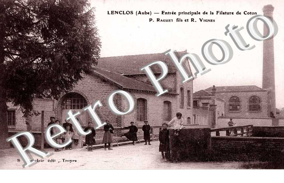 Lenclos, entree principale de la filature de coton