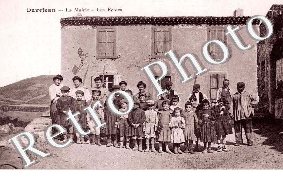 La Mairie et les Ecoles