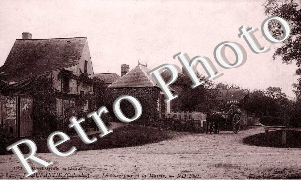 le carrefour et la mairie