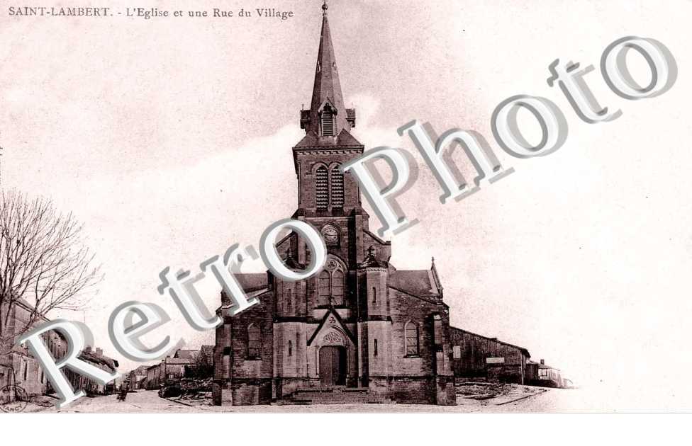 L'eglise et rue du village