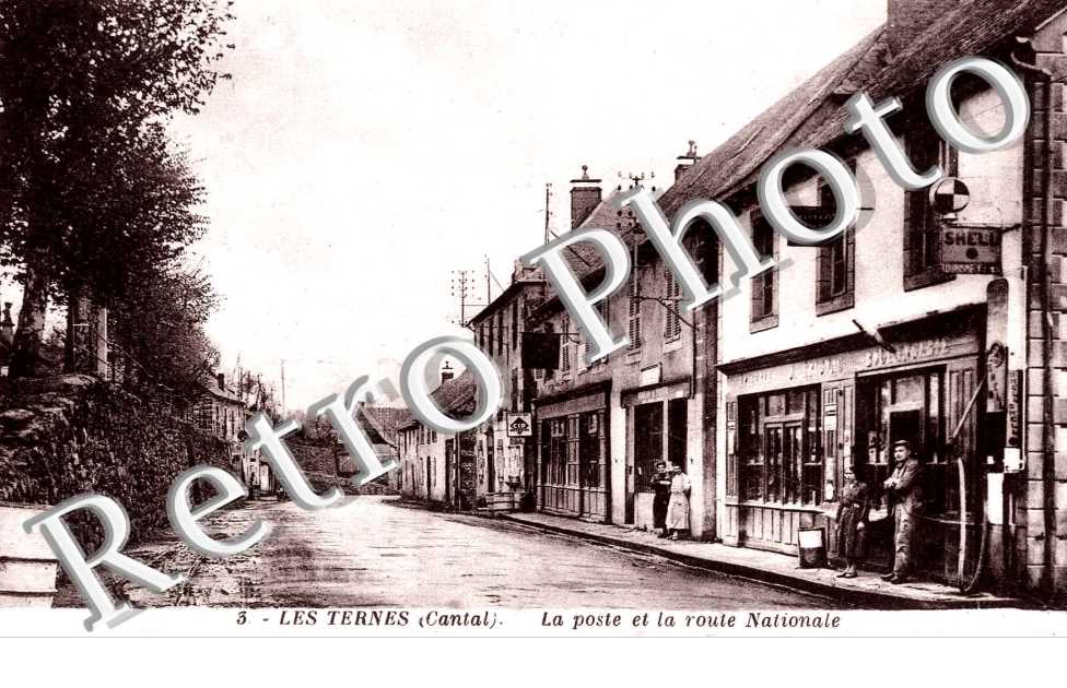 la poste et la route nationale