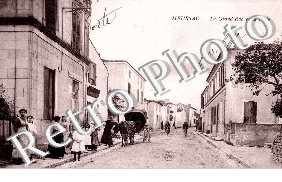 La grand'rue et la poste