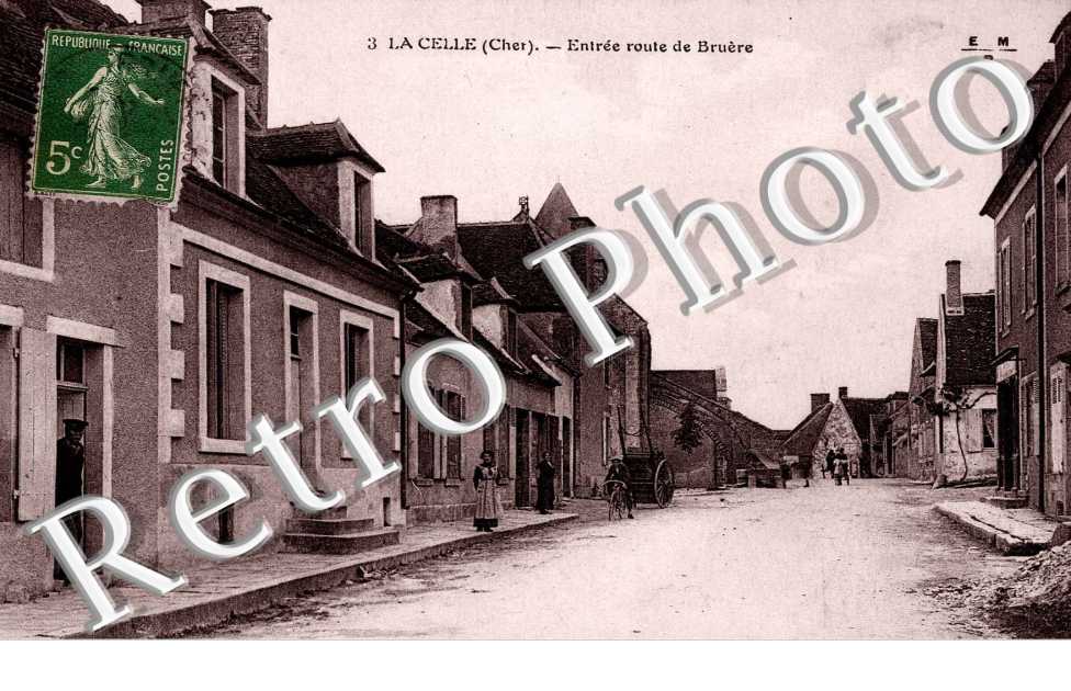 Entree route de Bruere