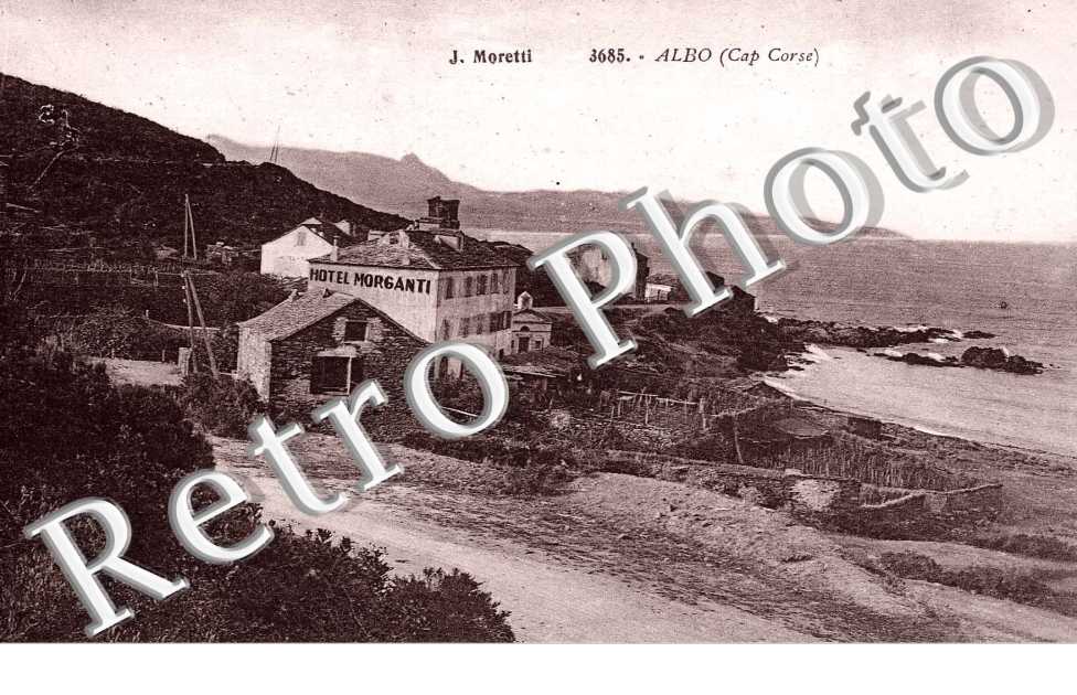Hotel Morganti et vue de la côte