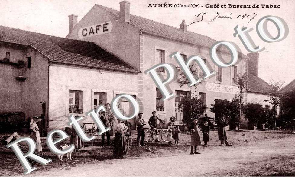 Cafe et bureau de tabac