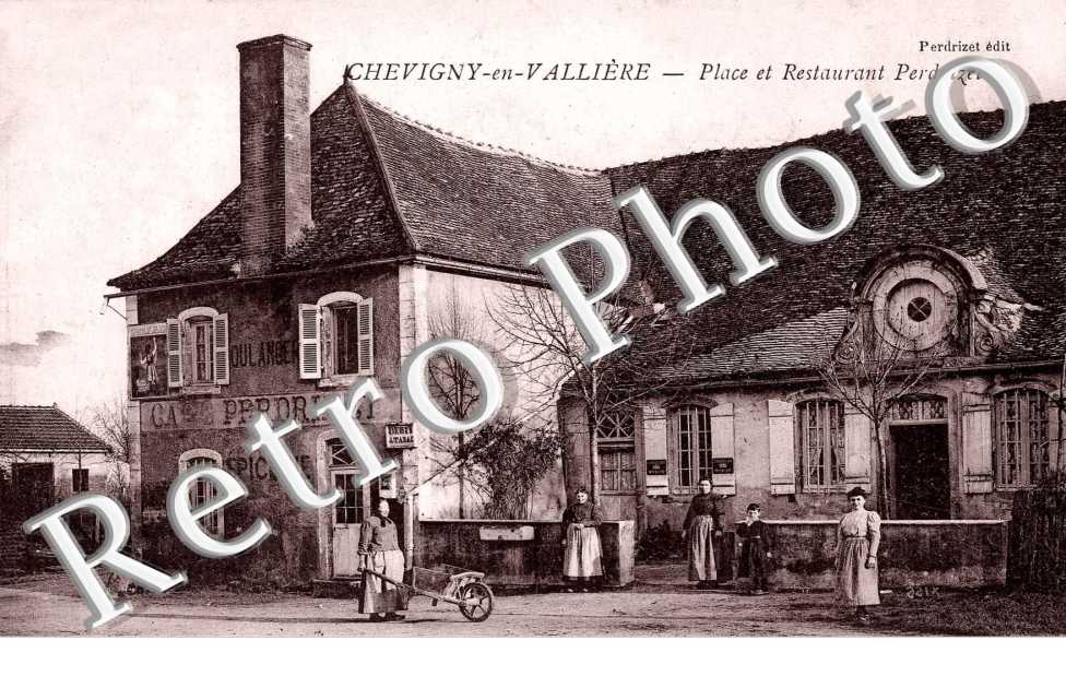 Place et Restaurant Perdrizet