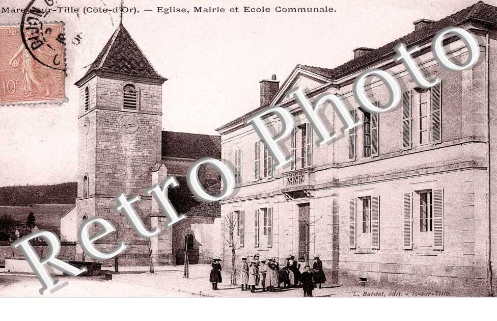 Eglise, marie et ecole communale