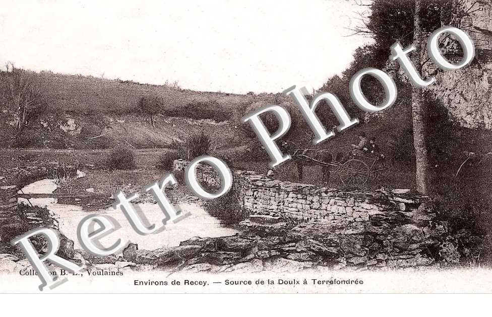 Source de la Doulx a Terrefondree