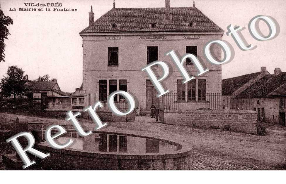 la Mairie et la fontaine