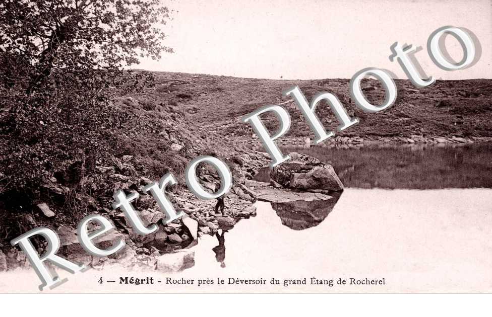 Rocher pres le reservoir du Grand Etang de Rocherel