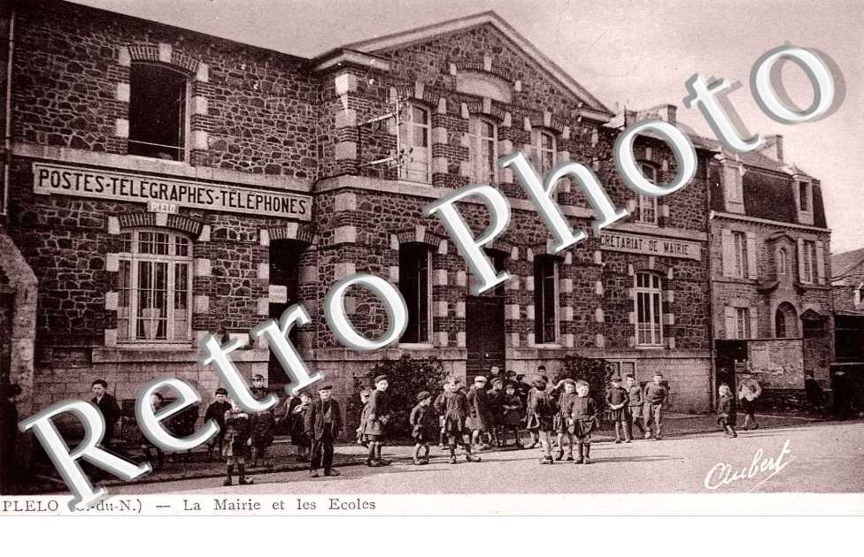 La Mairie et les Ecoles