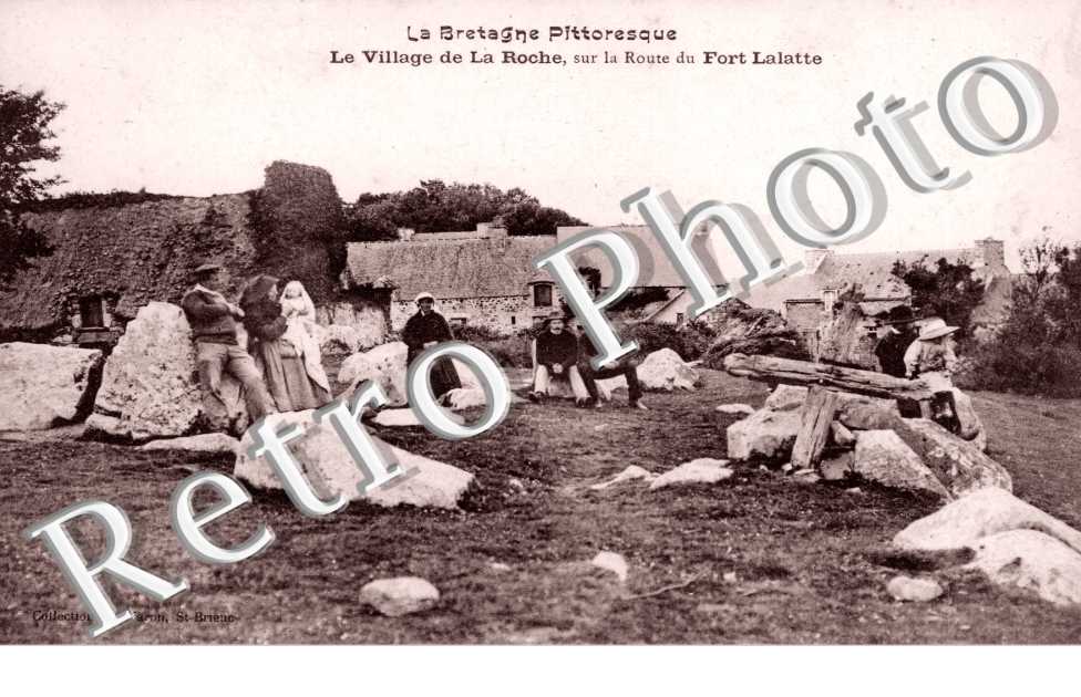le village de La Roche sur la route de Fort Lalatte