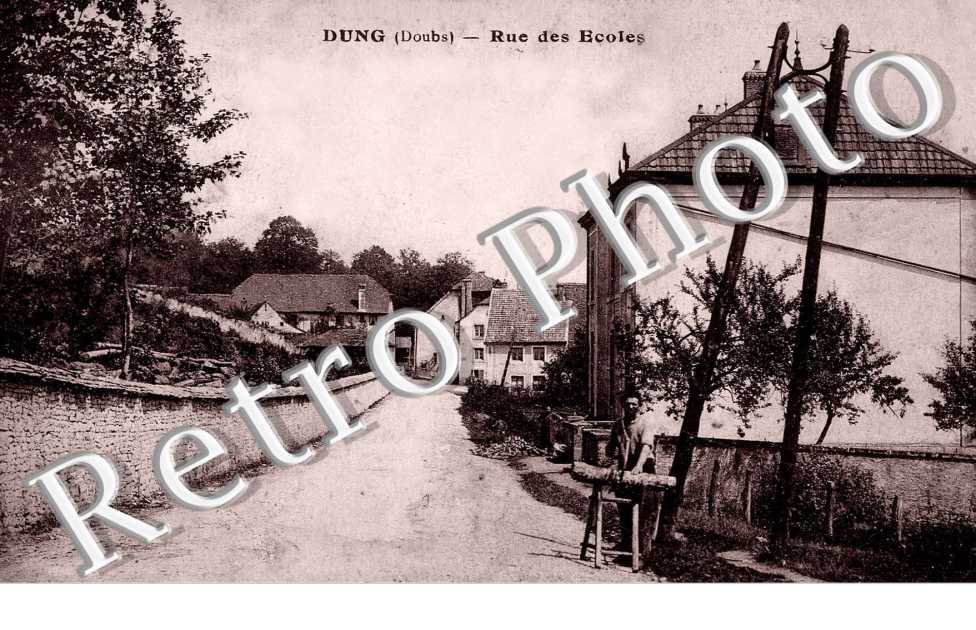 Rue des Ecoles