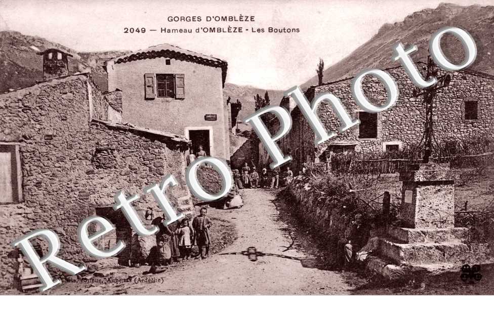 Hameau - Les boutons - gorges