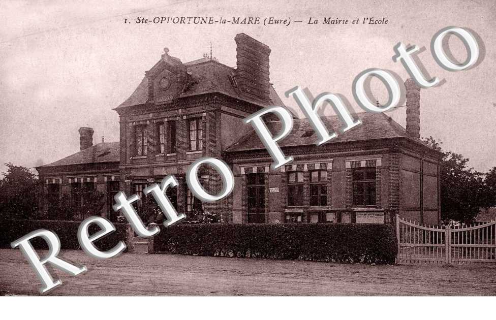 La mairie et l'ecole