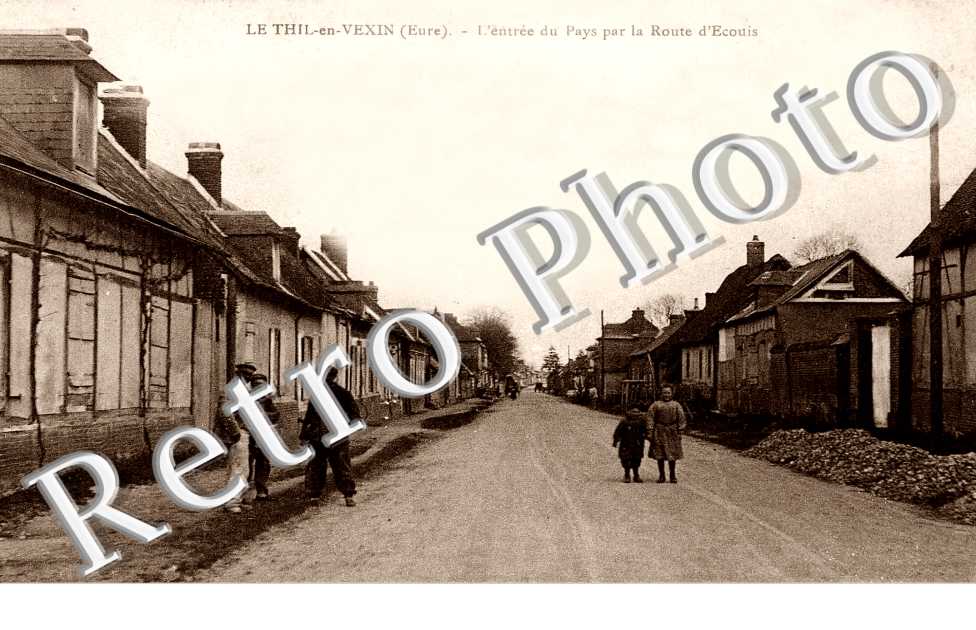 Entree du pays par la route d'Ecouis