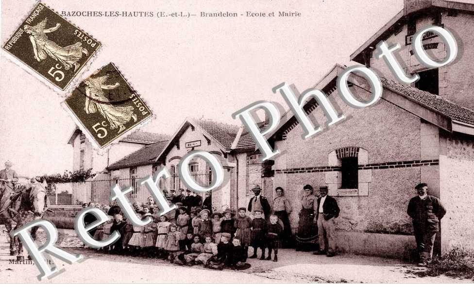BRANDELON - ecole et Mairie