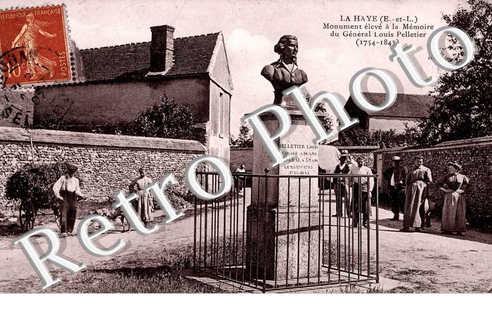 monument eleve a la memoire du general Luis Pelletier