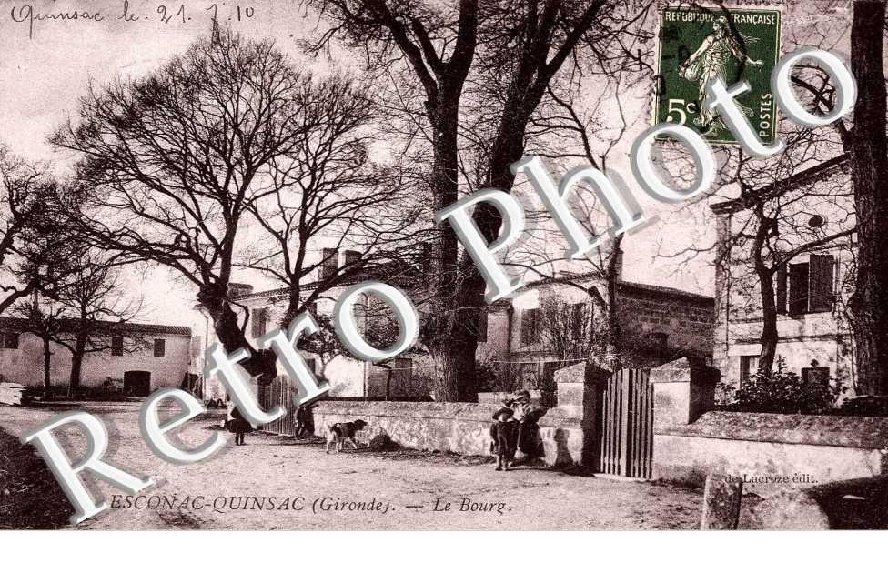 Esconac, le Bourg