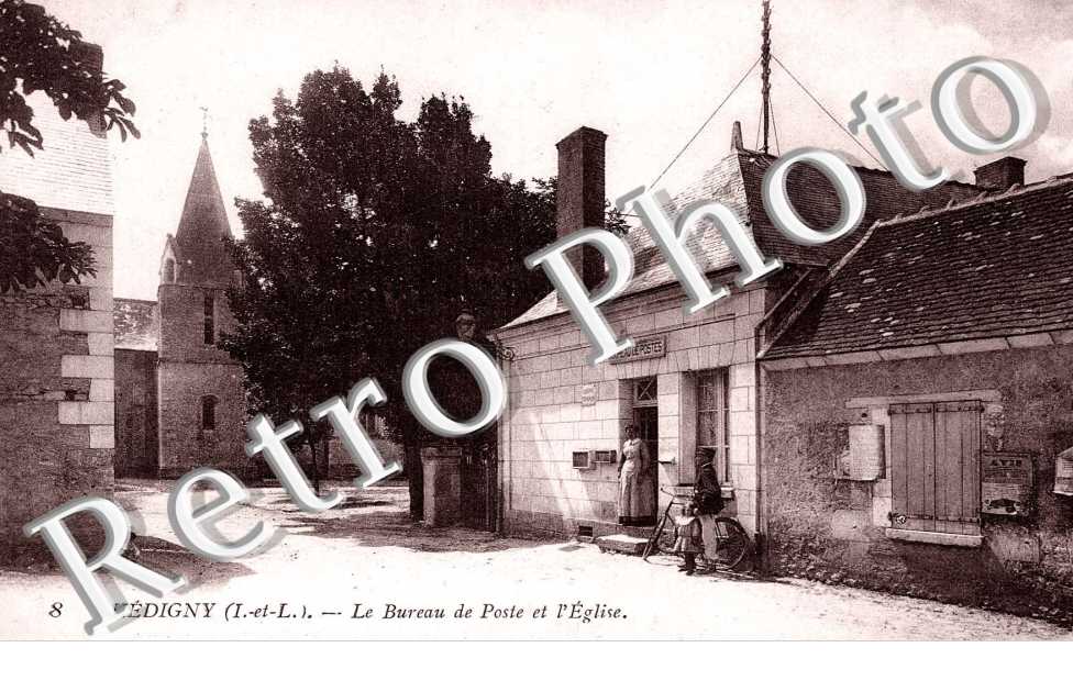 le Bureau de Poste et l'Eglise