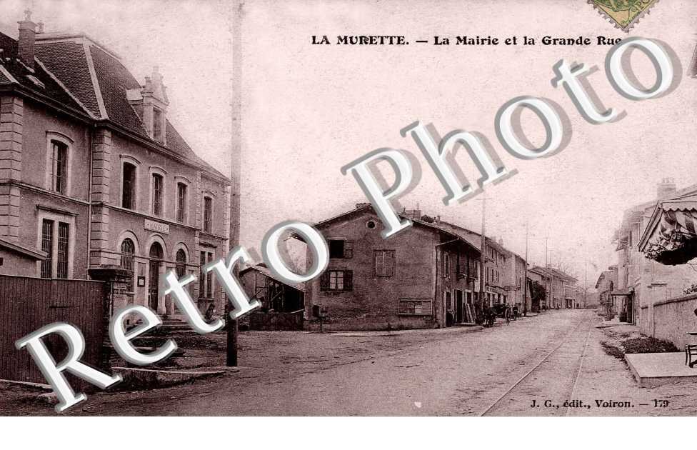 la mairie et la Grande Rue