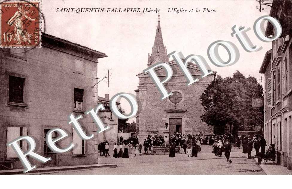 l'eglise et la place