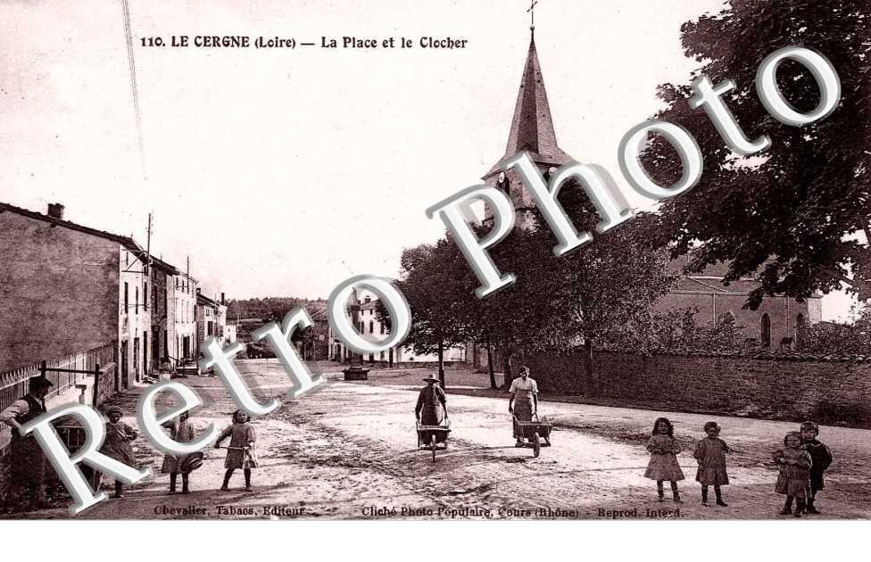 La place et le clocher