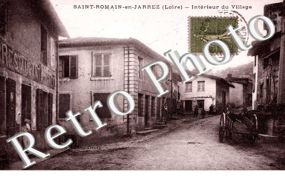 Intérieur du village