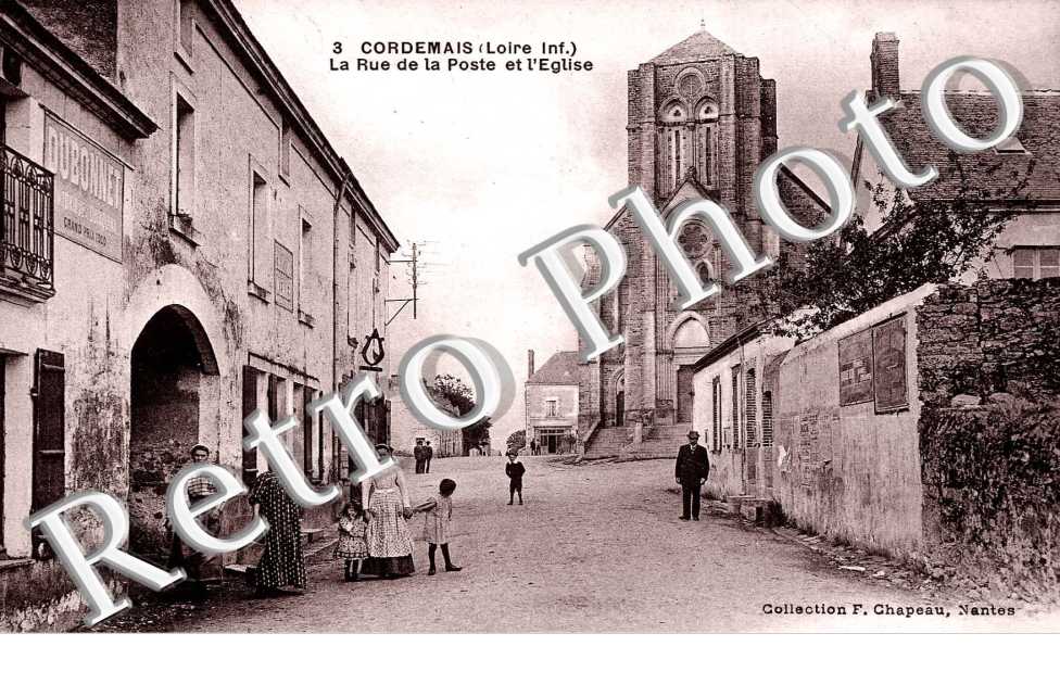 La Rue de la Poste et l'Eglise