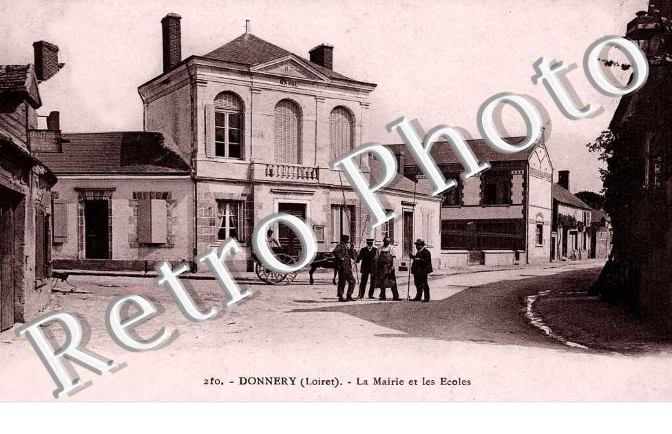 la mairie et les ecoles