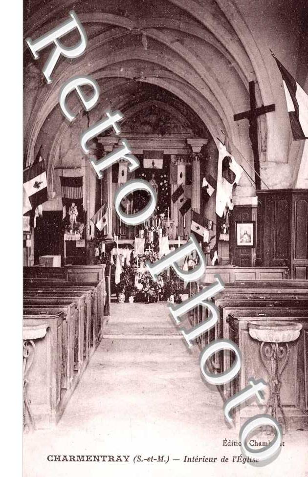 Interieur de l'Eglise