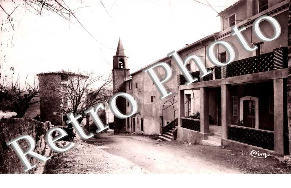 Rue Notre-Dame et maison Ste-Anne