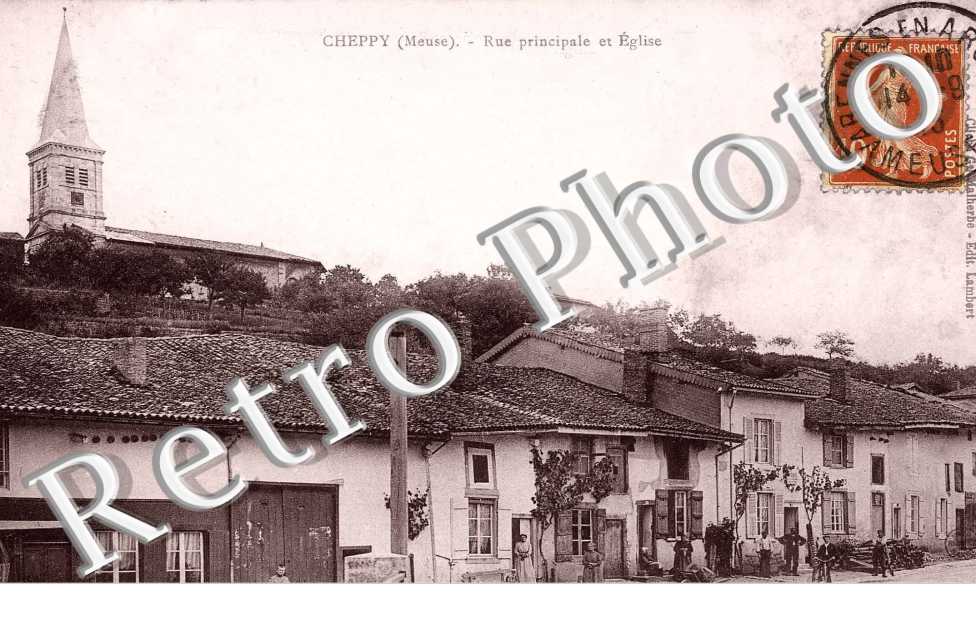 Rue principale et eglise