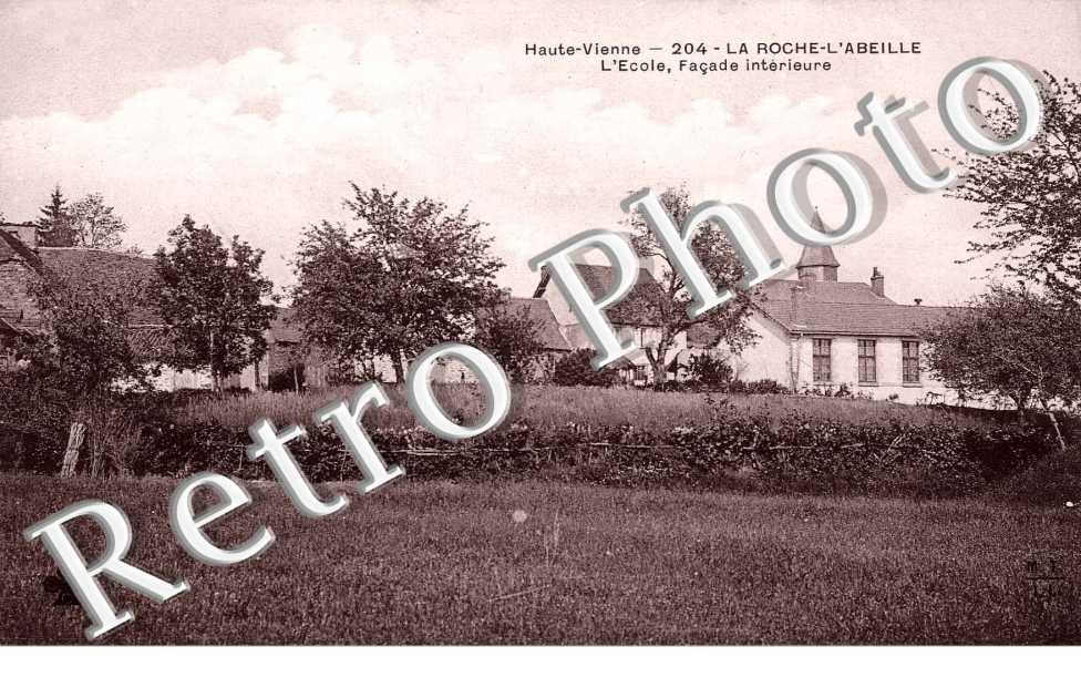 L'ECOLE FACADE INTERIEURE