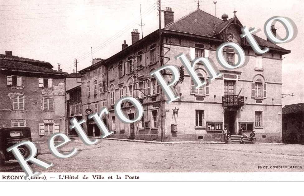l'hotel de ville et la poste