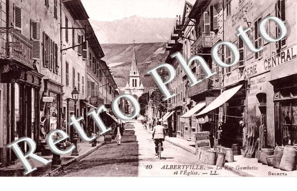 La rue Gambetta et l'eglise