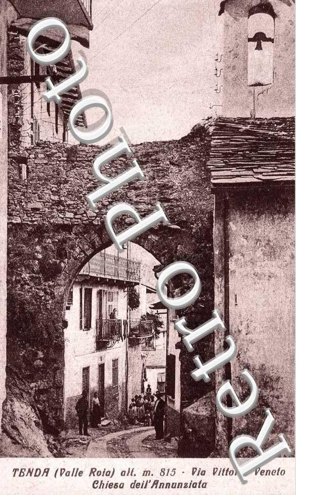 Tenda Via Vittorio Veneto