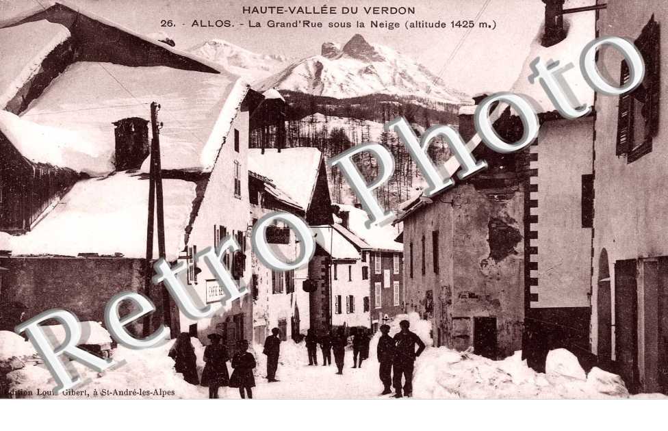 Allos  La grand'rue sous la neige