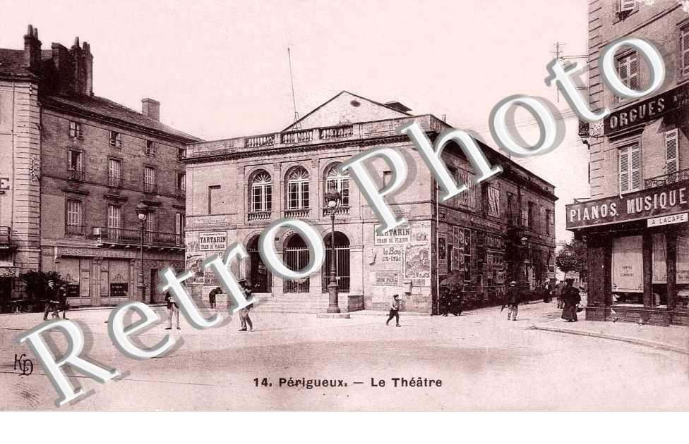 LE THEATRE