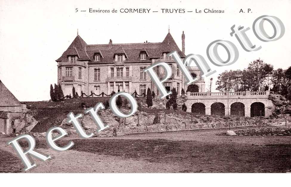 LE CHATEAU