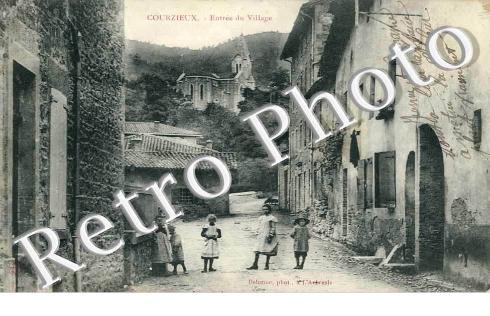 entree du village