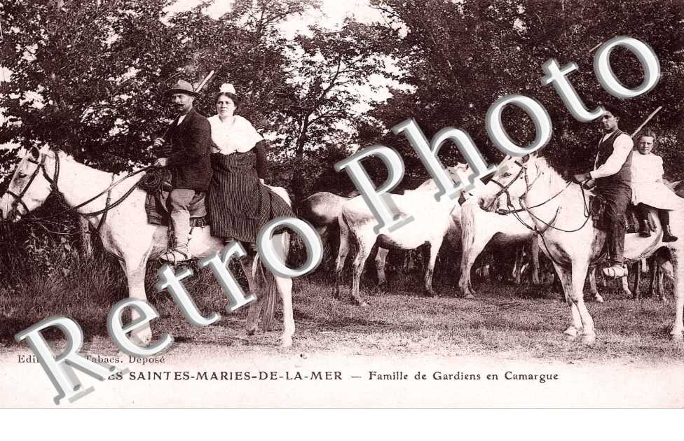 famille de gardiens en camargue (chevaux)
