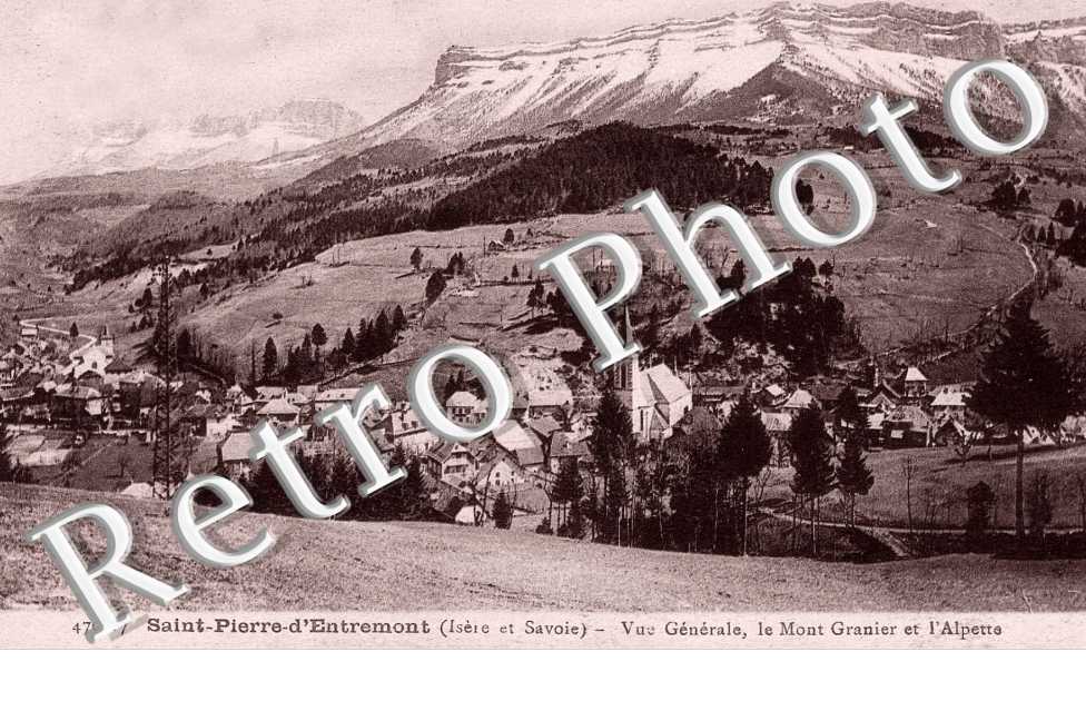 vue generale, le mont Granier et l'Alpette