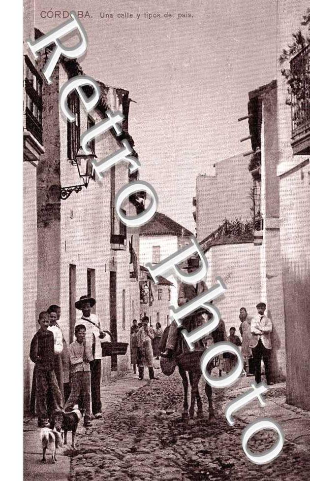 Una calle y tipos del pais