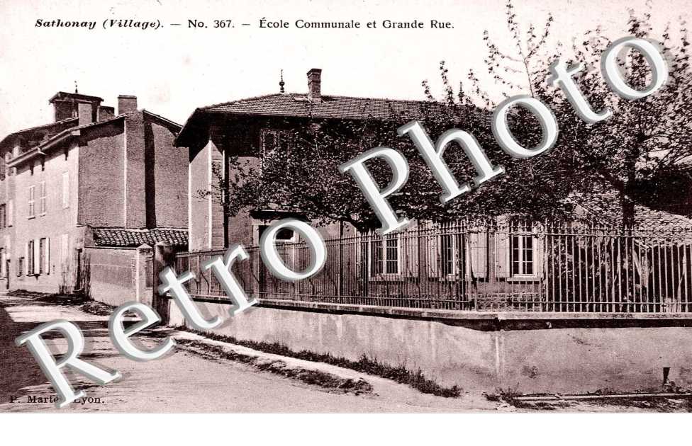 Ecole communale et grande rue