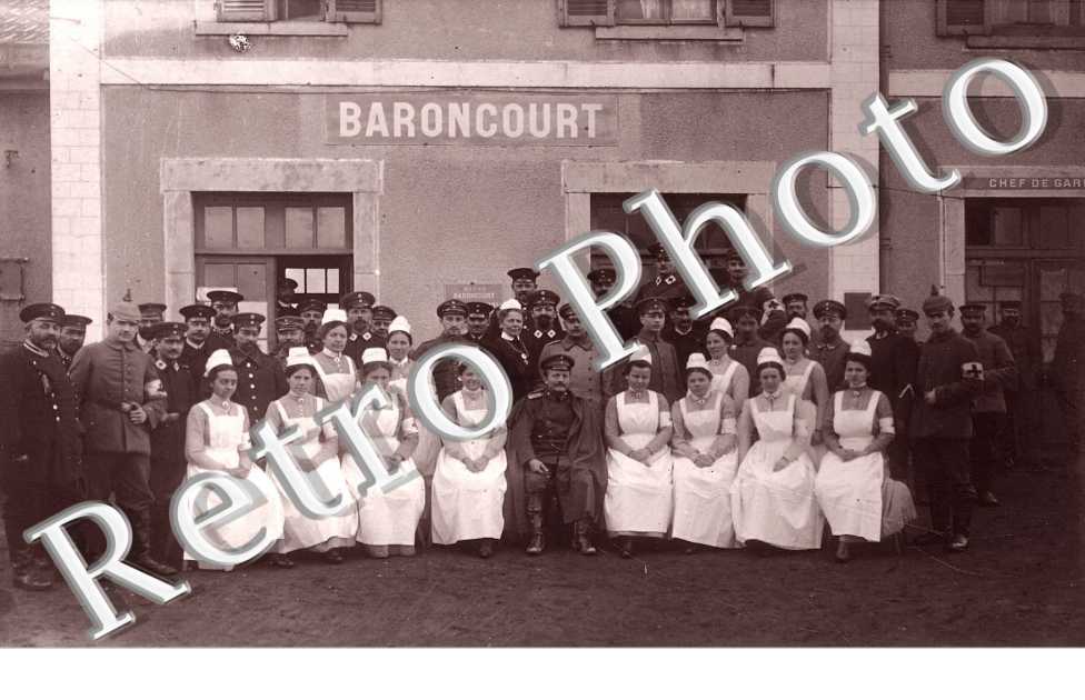 Militaires et  infirmieres