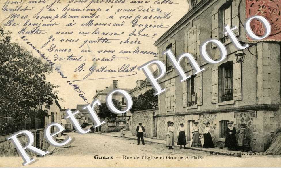 Rue de l'eglise et groupe scolaire