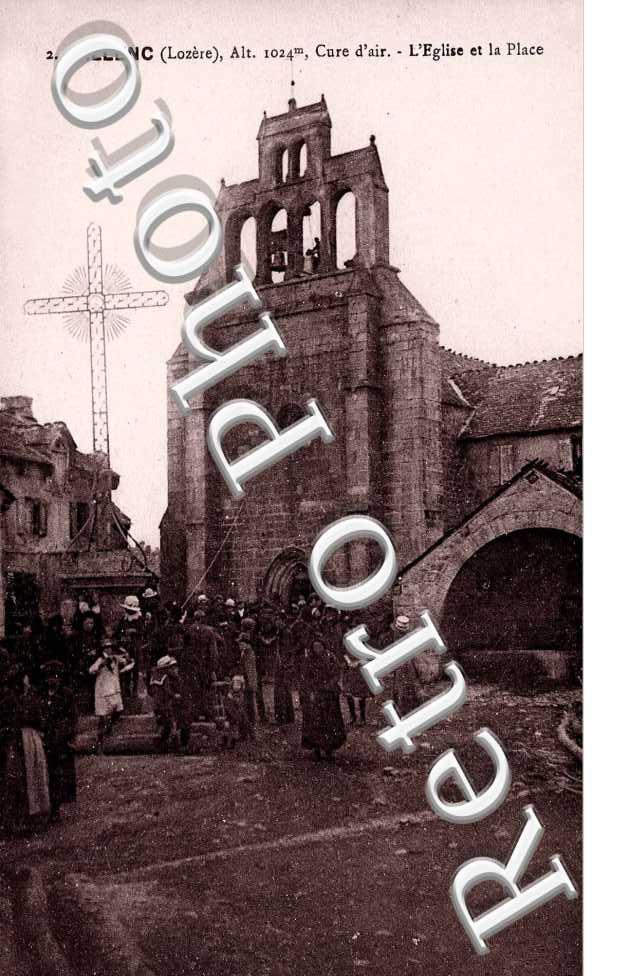 l'eglise et la place