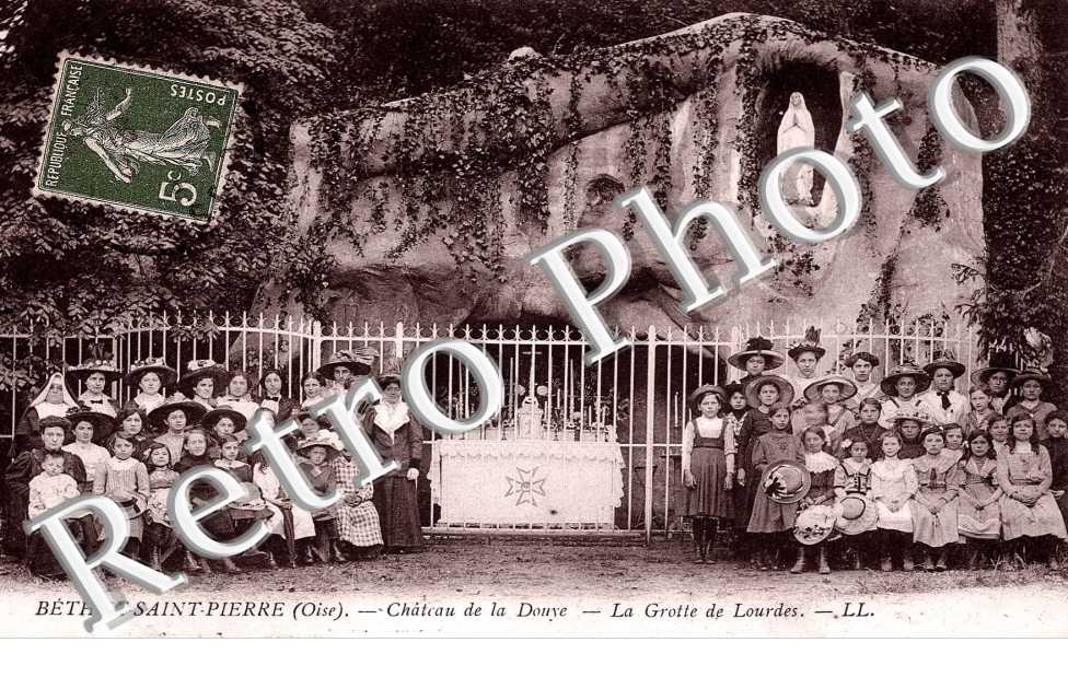 Chateau de la Douye - la grotte de Lourdes