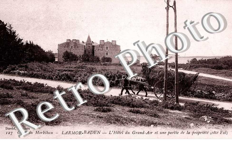 L'hotel du Grand Air et une partie de la propriete (cote est)